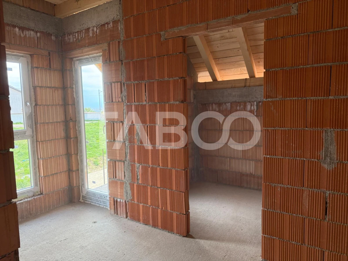 Casa curte libera 262 mp 5 camere terasa 22 mp 3 bai Sura Mare Sibiu - 8