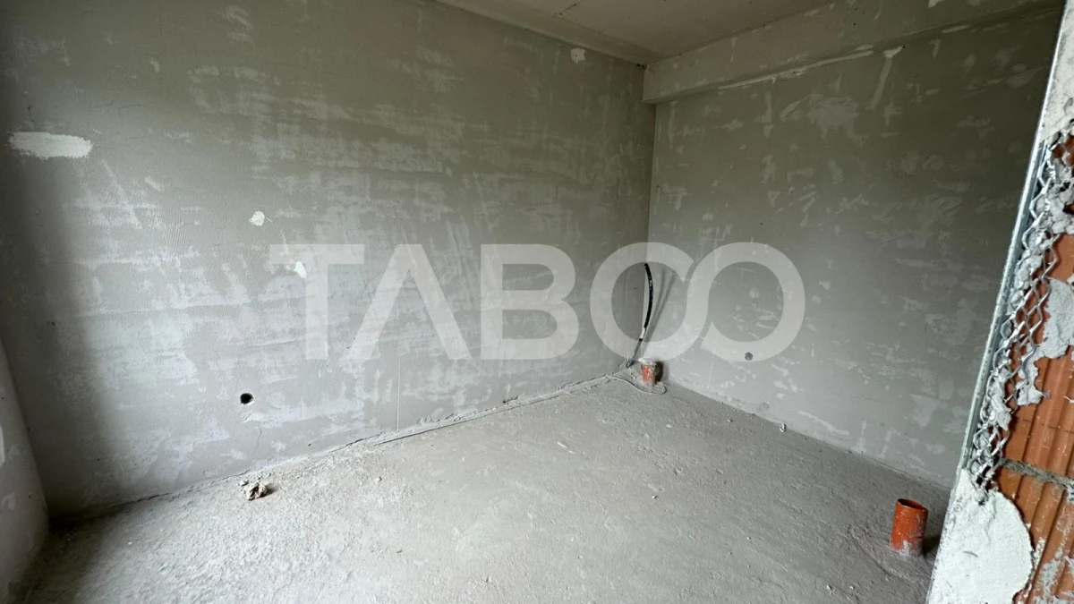 Casa de tip duplex cu curte libera 195 mp acces 2 strazi Mohu Sibiu - 9