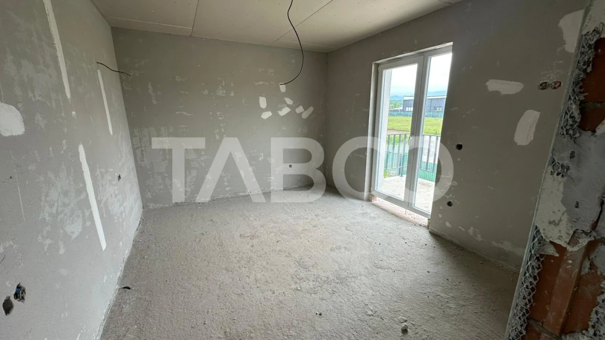 Casa de tip duplex cu curte libera 195 mp acces 2 strazi Mohu Sibiu - 7