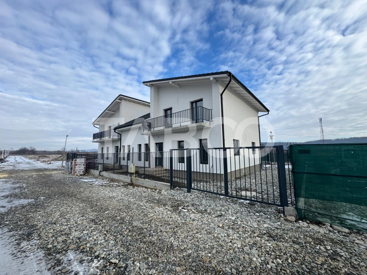 Casa de tip duplex cu curte libera 195 mp acces 2 strazi Mohu Sibiu - 3