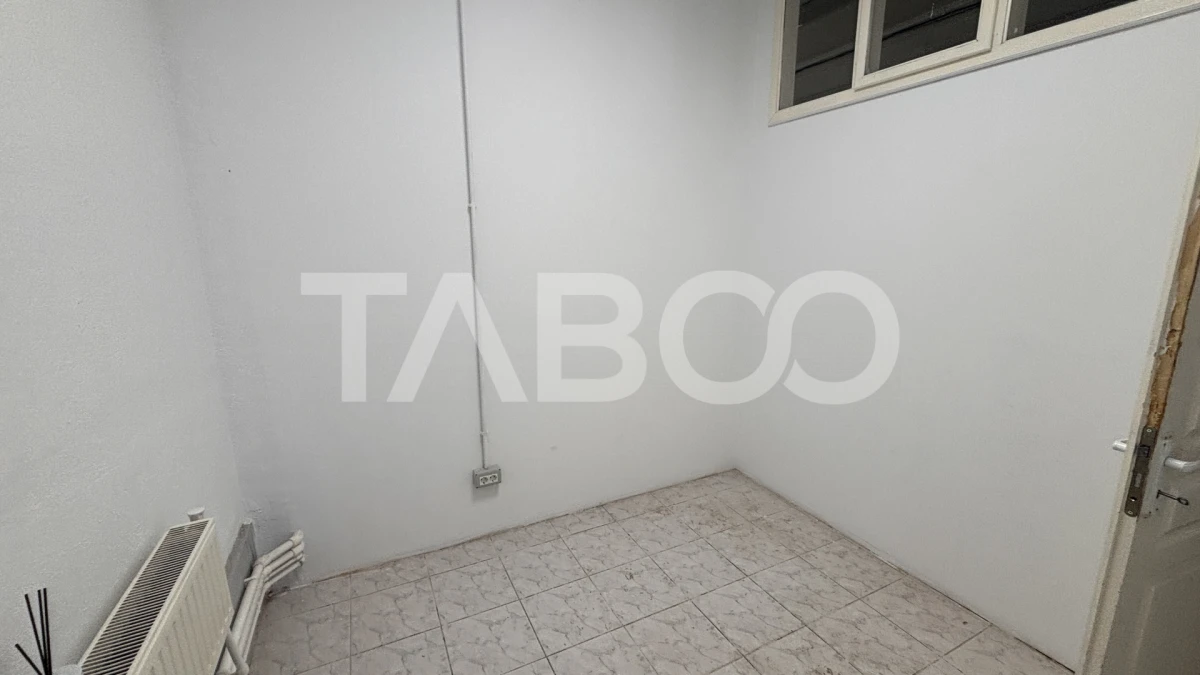 Spatiu comercial de inchiriat renovat modern 250mpu cu acces tir - 7