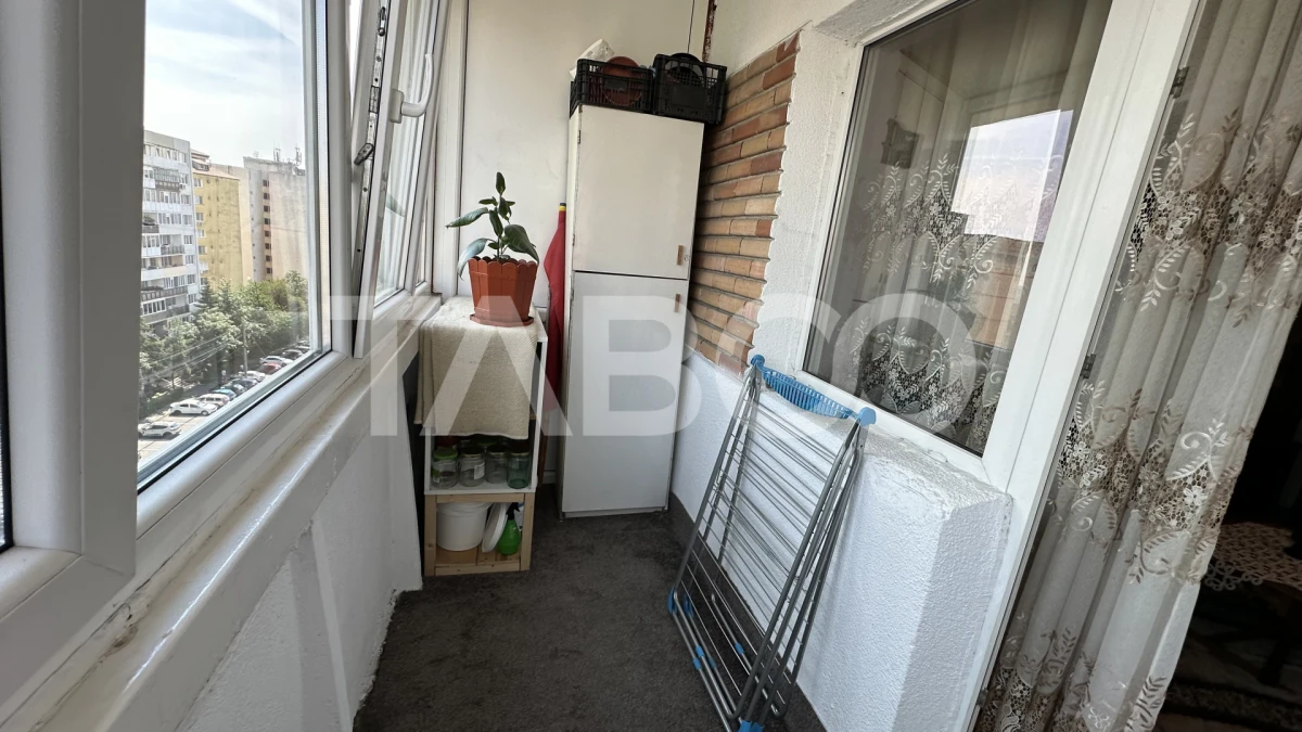 Apartament in bloc cu lift 4 camere 2 bai pivnita Mihai Viteazul Sibiu - 3