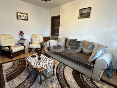 Apartament in bloc cu lift 4 camere 2 bai pivnita Mihai Viteazul Sibiu