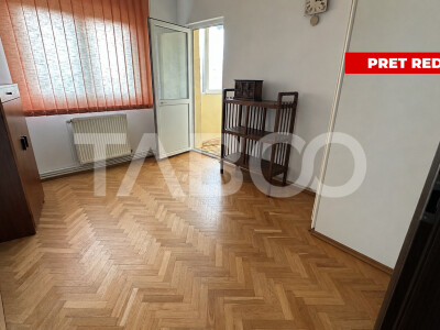 Apartament etaj intermediar 4 camere cu pivnita zona Strand Sibiu