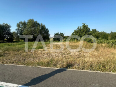 Teren pretabil investitie cu acces la drum asfaltat zona Strand Sibiu