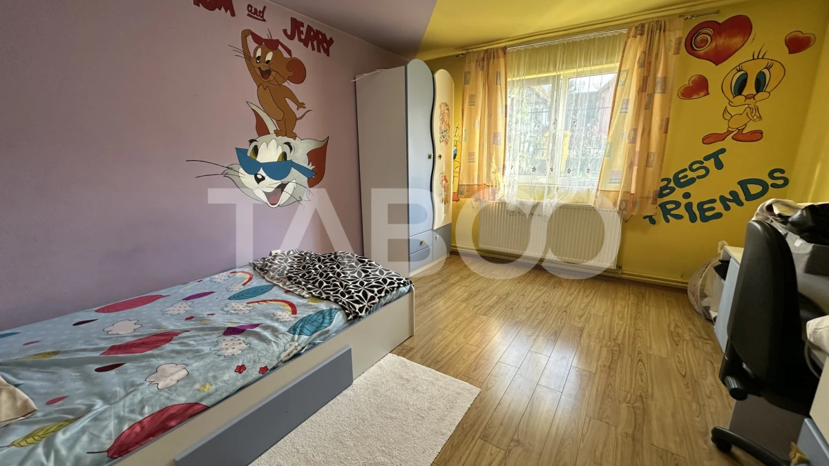 Casa individuala cu intrare de la 2 strazi 4 camere Poplaca Sibiu - 9