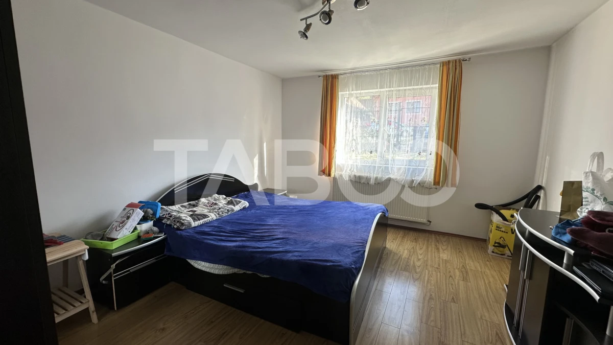 Casa individuala cu intrare de la 2 strazi 4 camere Poplaca Sibiu - 4