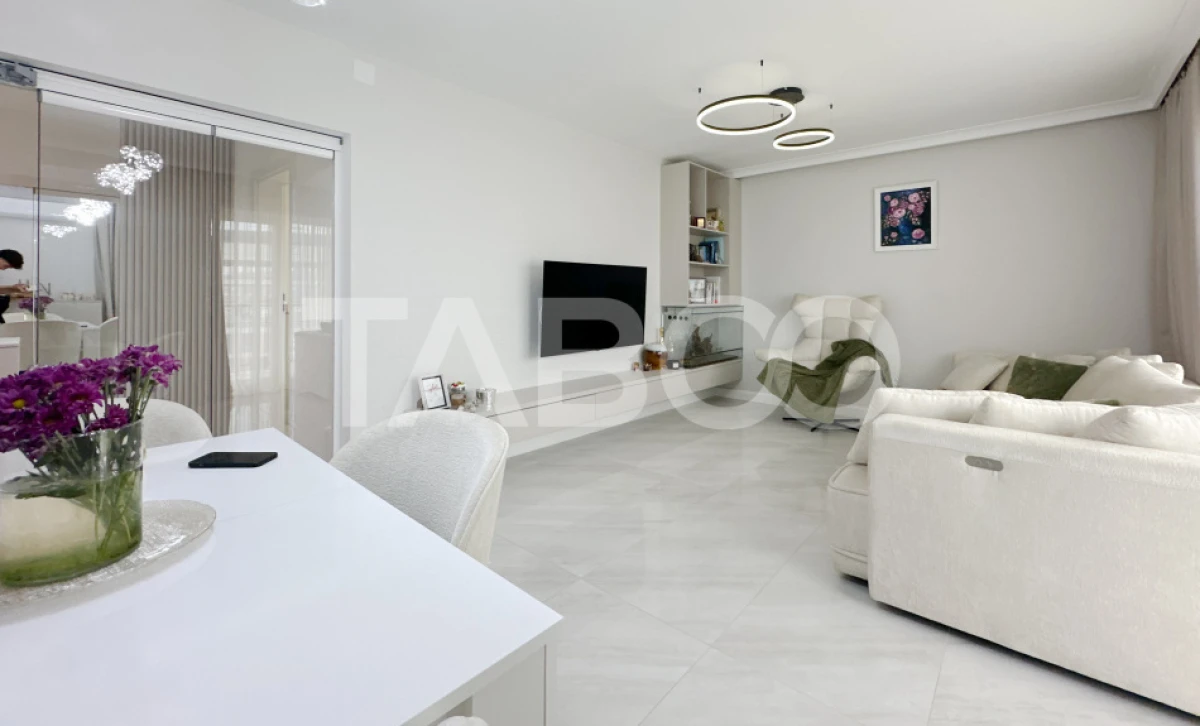 Apartament cu 2 camere de vanzare cu parcare Cartier Soporului - 1