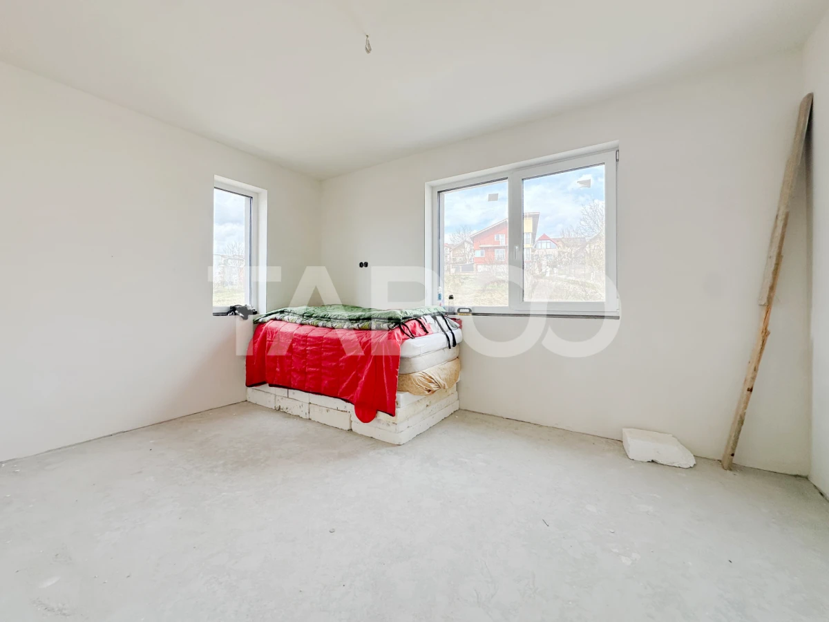 Casa cuplata de vanzare Dambul Rotund cu garaj - 10