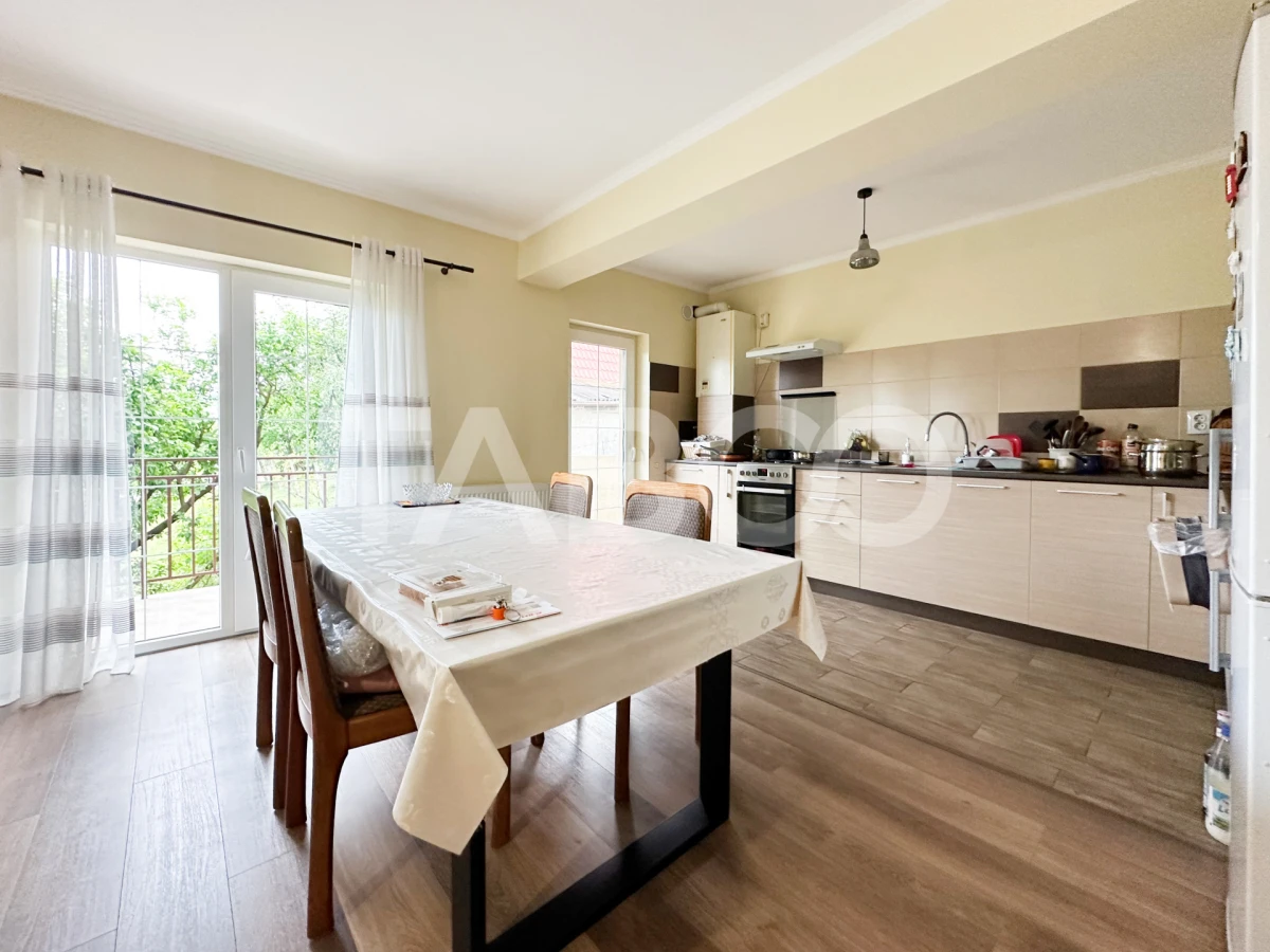Duplex de vanzare cu garaj curte de 100 mp cartierul Borhanci - 2