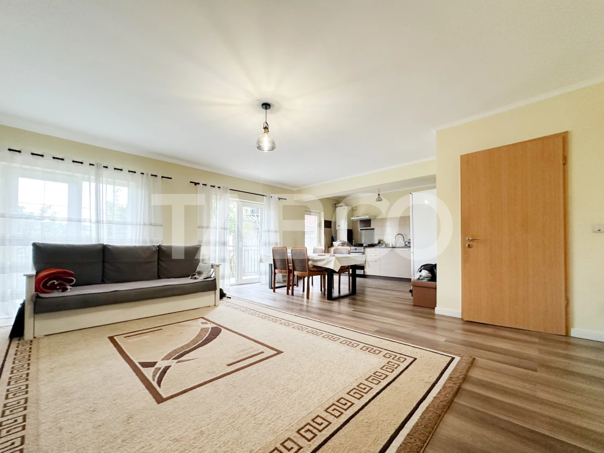 Duplex de vanzare cu garaj curte de 100 mp cartierul Borhanci - 1