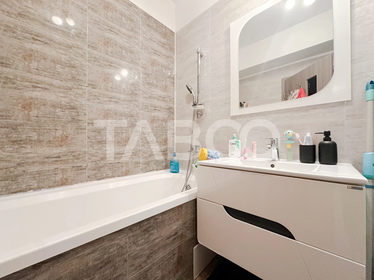 Apartament cu 2 camere de vanzare in cartierul Europa cu garaj - 5