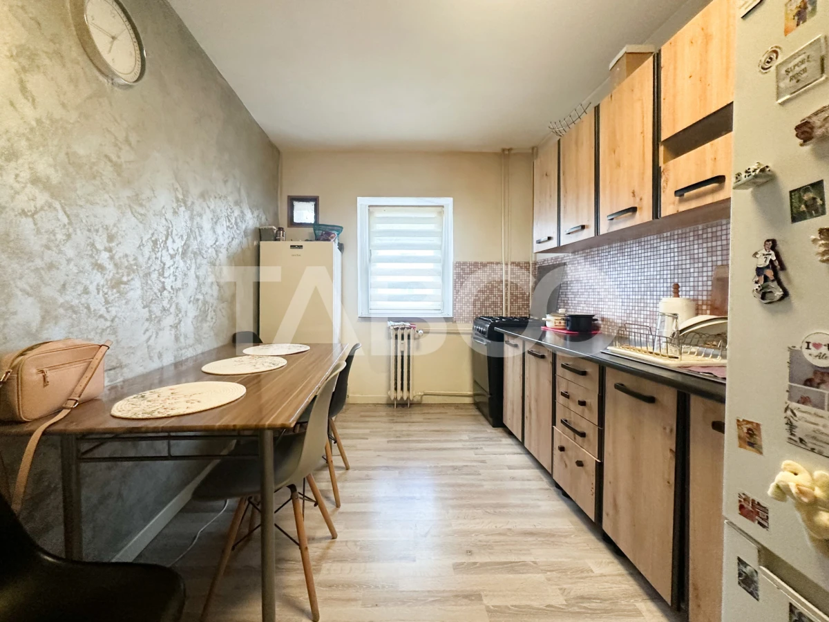 Apartament cu 3 camere de vanzare cartieul Grigorescu cu boxa - 3