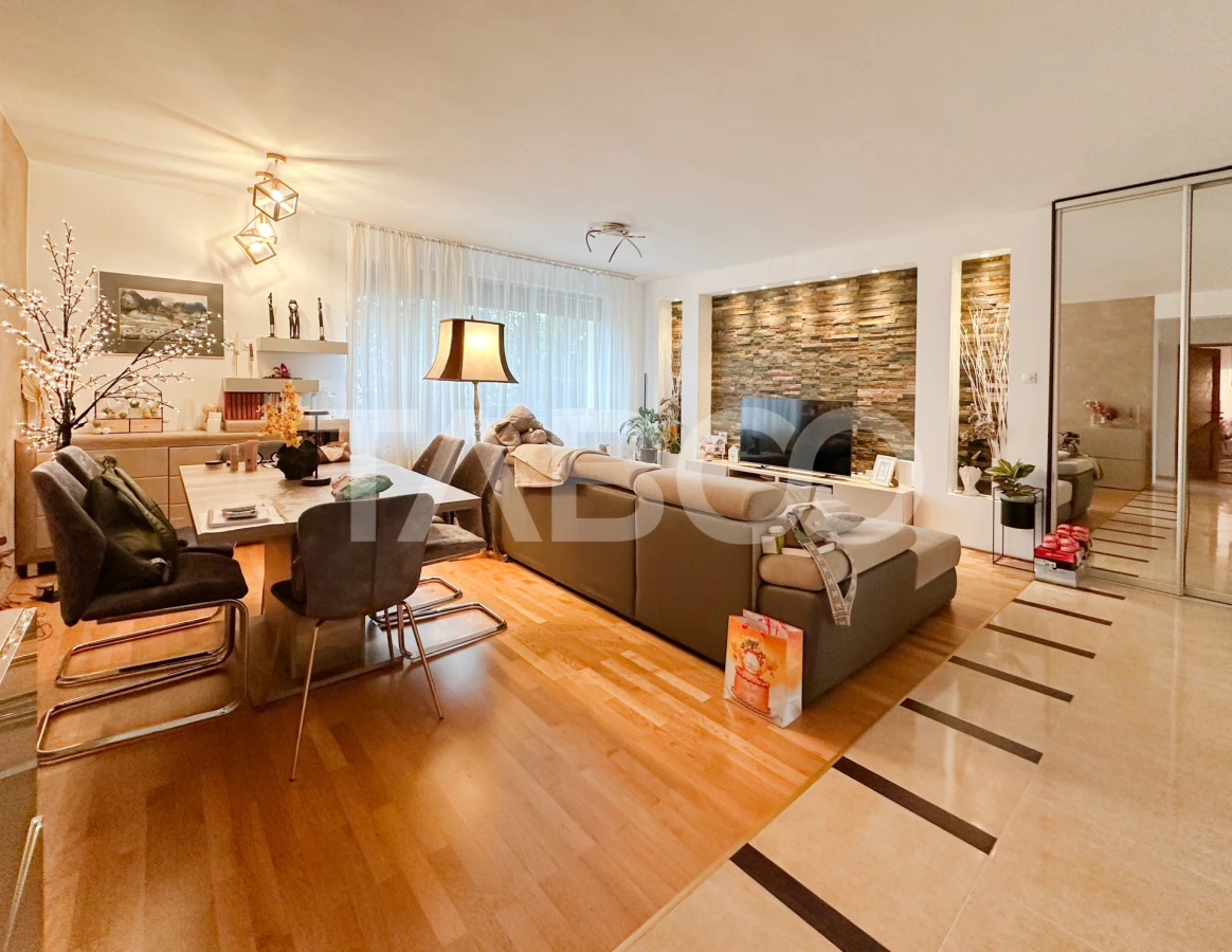 Apartament cu 3 camere de vanzare 113 mp garaj si boxa Andrei Muresanu - 1