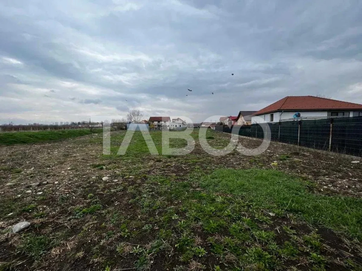 Teren intravilan de vanzare PUZ aprobat cu vedere la padure in Sibiu - 1