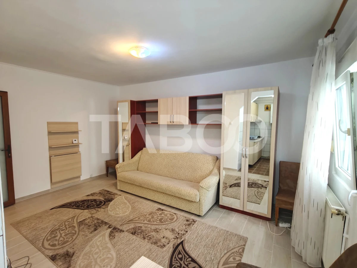 Garsoniera cu balcon la etajul 1 - mobilata si ultilat - OMV Milea - 1