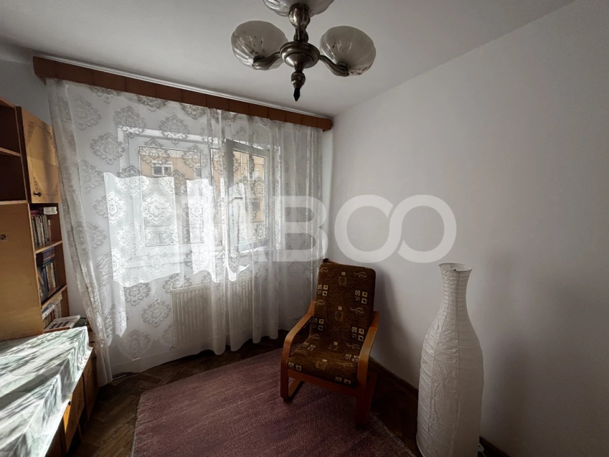 Apartament de inchiriat cu 3 camere 2 baii mobilat utilat Strand - 4