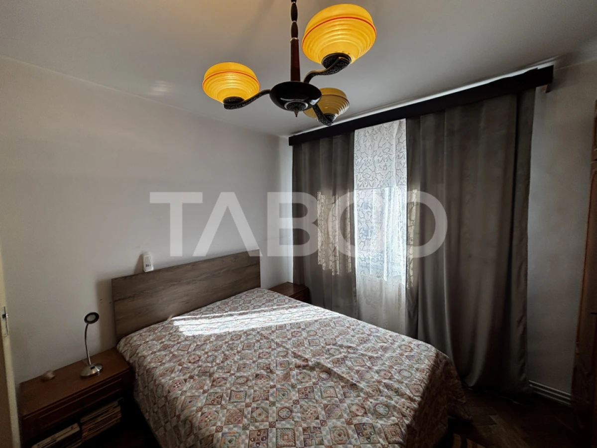 Apartament de inchiriat cu 3 camere 2 baii mobilat utilat Strand - 1