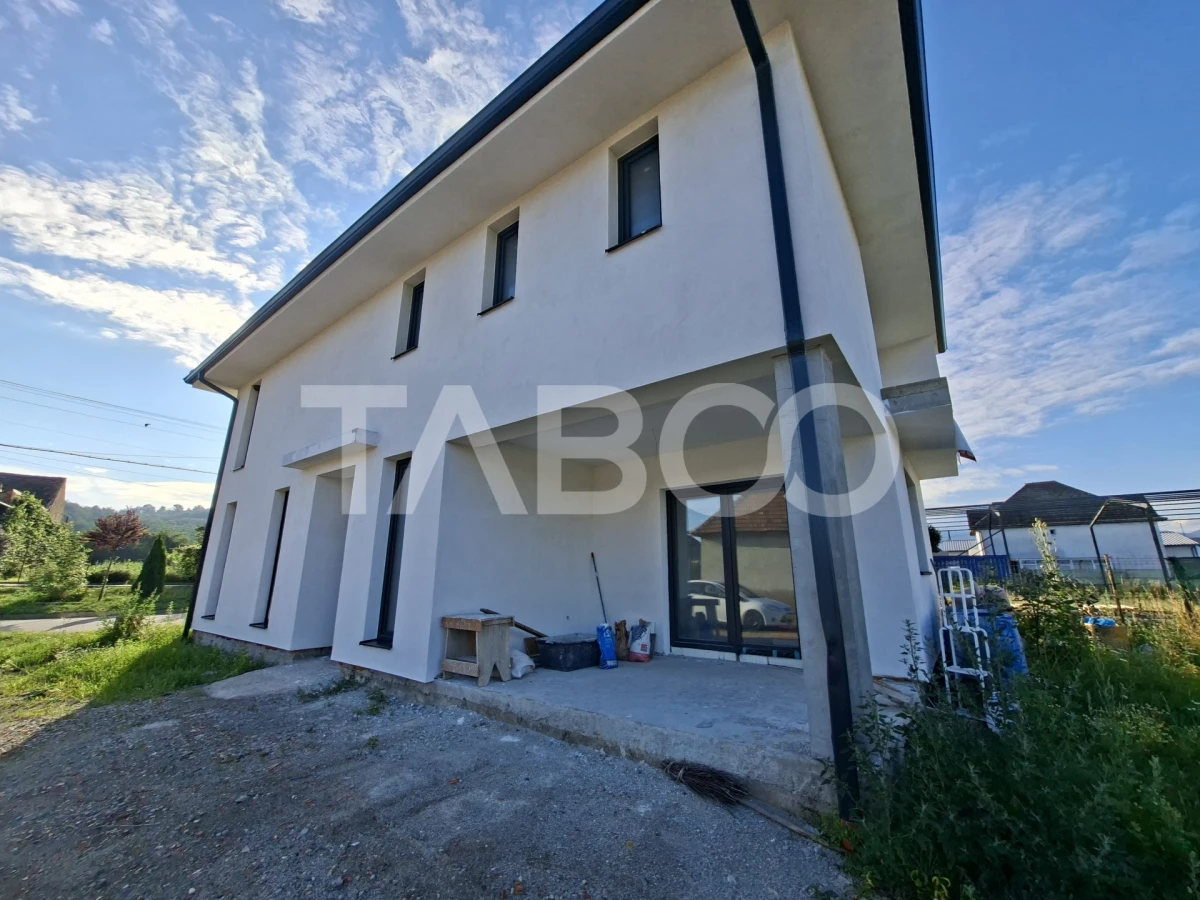 Casa individuala de vanzare 4 camere 300 mp teren Exterior Sibiu - 7