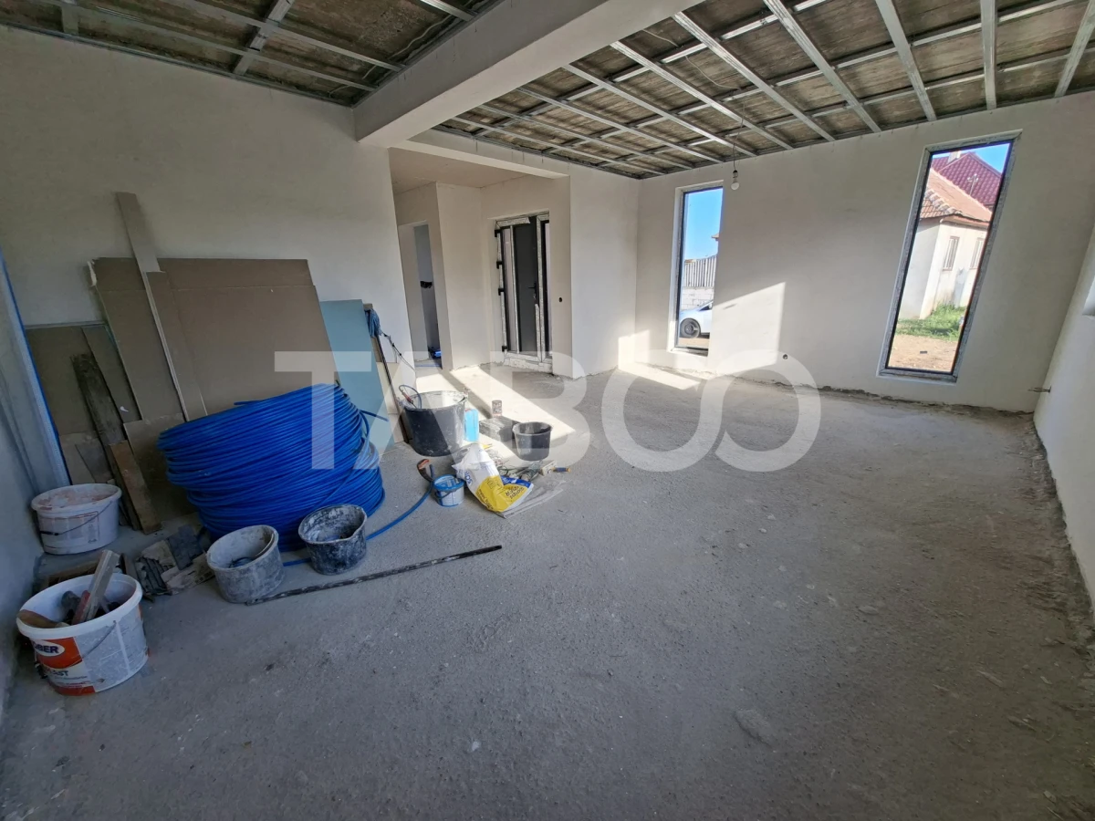 Casa individuala de vanzare 4 camere 300 mp teren Exterior Sibiu - 3