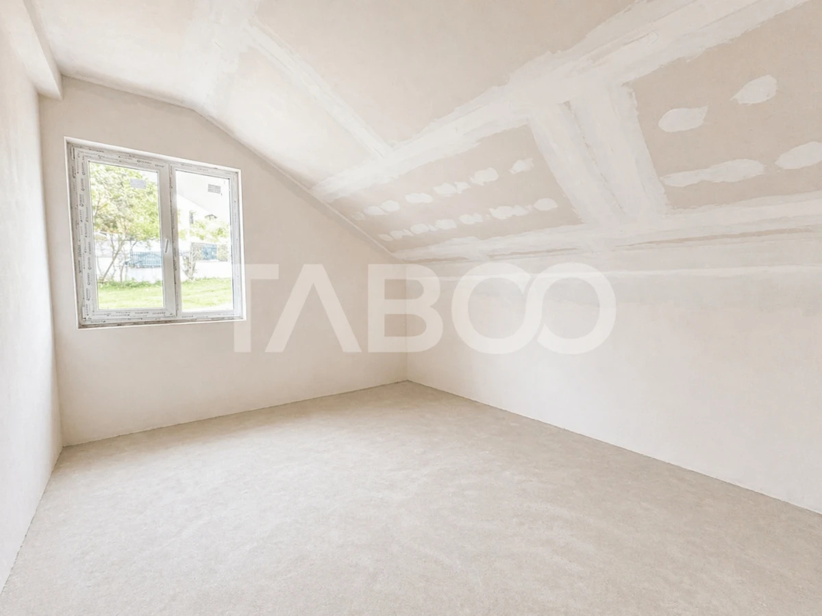Casa tip duplex cu 4 camere si curte in Tauti Floresti - 7