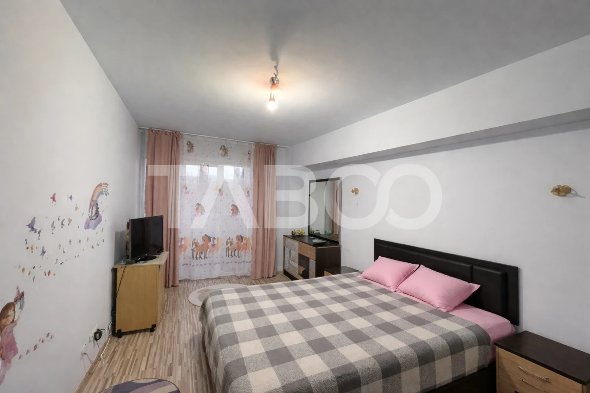 Apartament cu 3 camere de vanzare in Manastur Edgar Quinet - 3