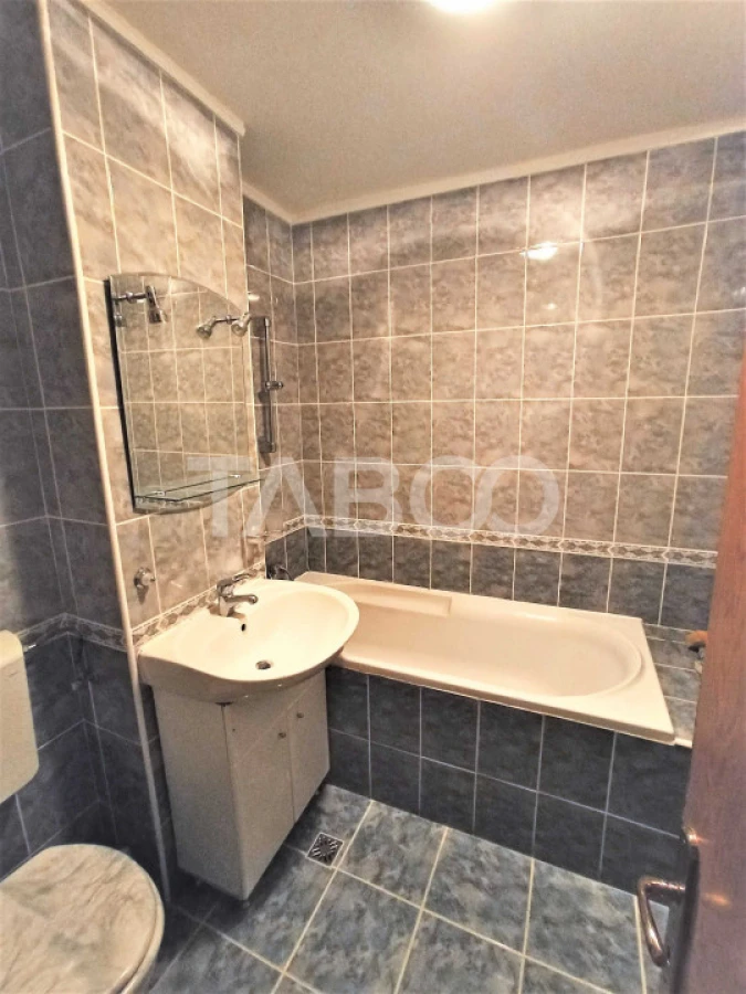 Apartament pentru muncitori 4 camere si 2 balcoane Mihai Viteazul - 8