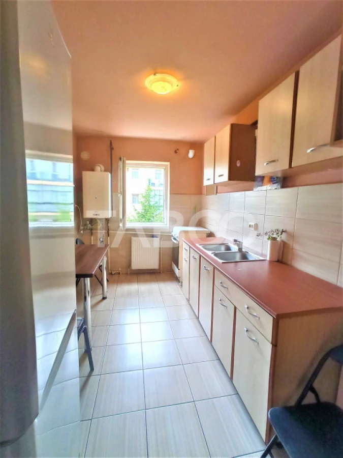 Apartament pentru muncitori 4 camere si 2 balcoane Mihai Viteazul - 7