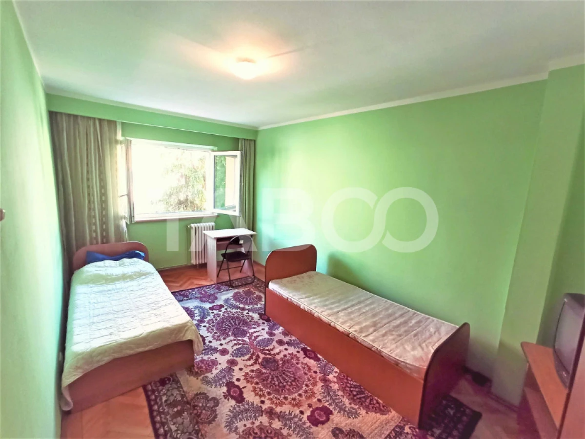 Apartament pentru muncitori 4 camere si 2 balcoane Mihai Viteazul - 2