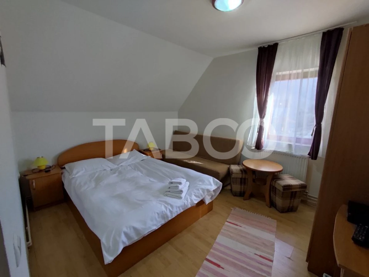 EXCLUSIVITATE - Casa 9 camere 615 mpu 9 bai 3600 mp teren in Fantanele - 8