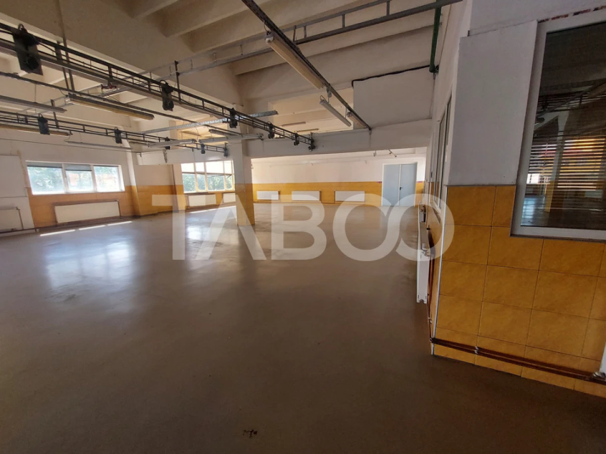Spatiu comercial de inchiriat 1300 mpu 6 incaperi Sibiu zona centrala - 2