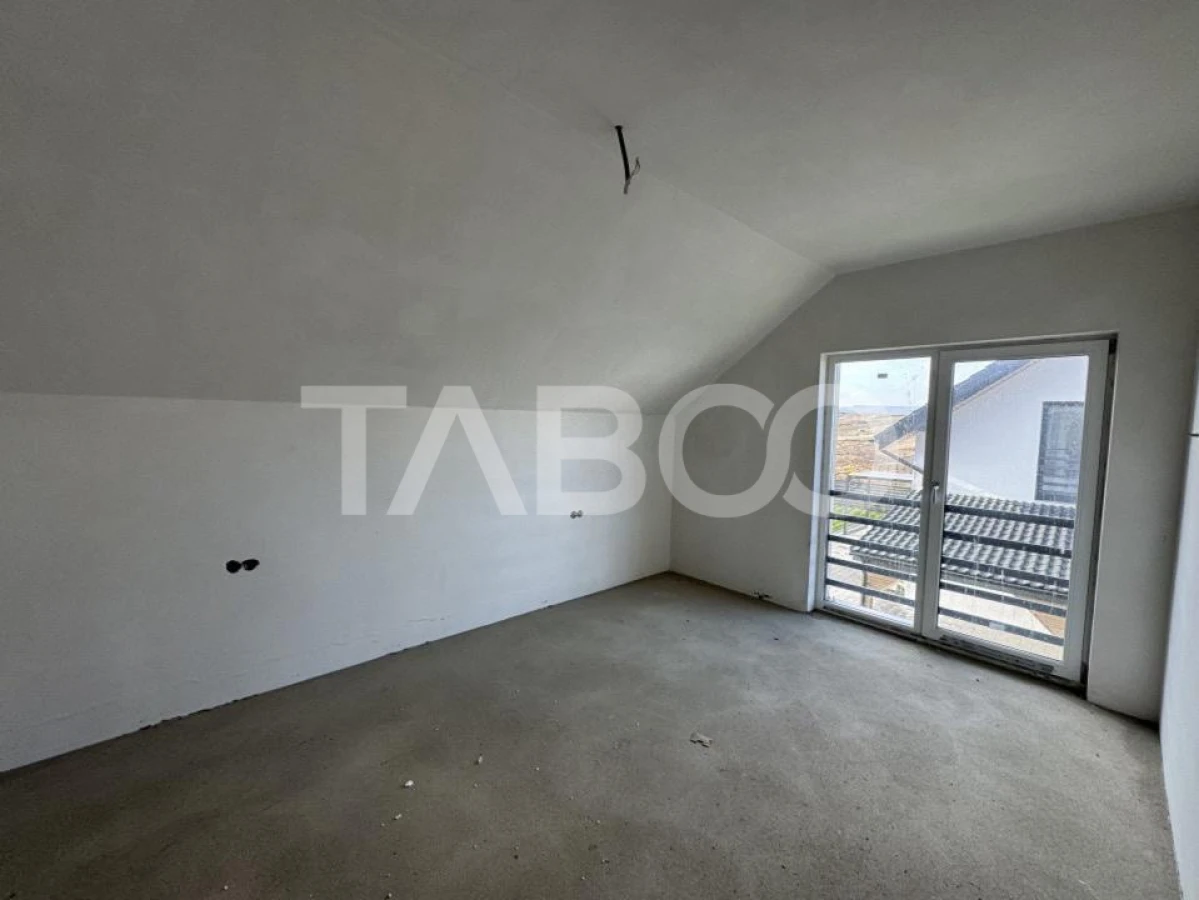Casa individuala de vanzare cu teren generos- predare la alb - 8
