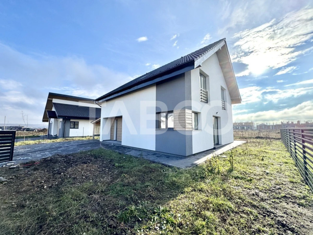 Casa individuala de vanzare cu teren generos- predare la alb - 2