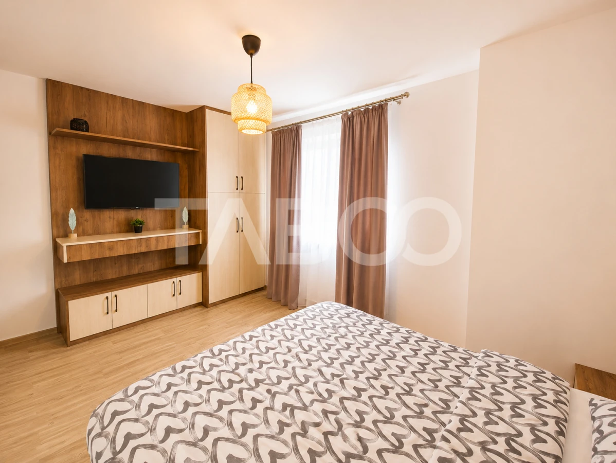 Apartament de vanzare cu 3 camere si balcon Kogalniceanu - 1