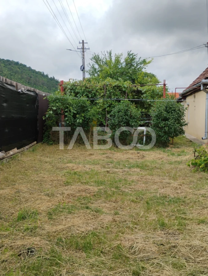 Casa de vanzare renovata in 2018 cu 1150mp de teren in Seica Mare - 4