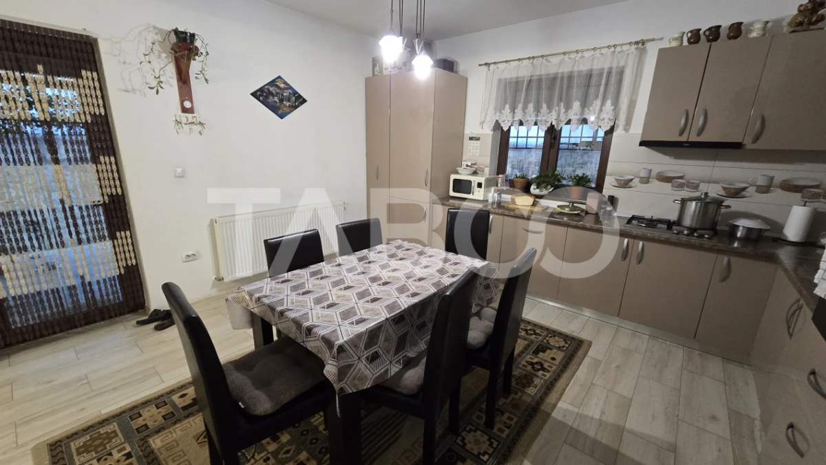 COMISION 0 - Casa de vanzare cu 5 camere in zona Piata Cluj Sibiu - 8