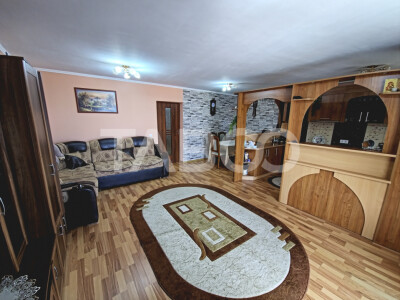 Apartament de vanzare 73mp 2 camere mobilate utilate in zona Terezian