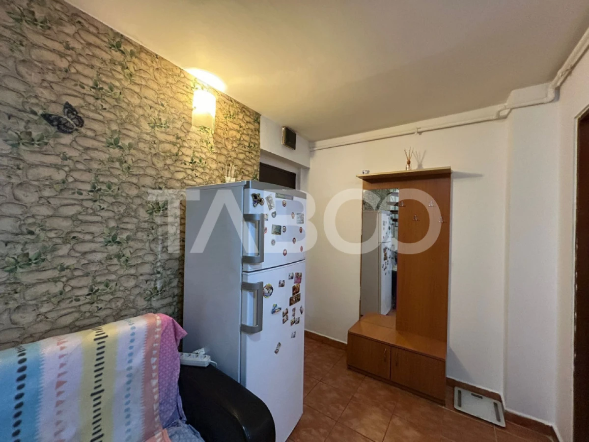 Apartament de vanzare 4 camere 60mp decomandat Rahovei Sibiu - 9