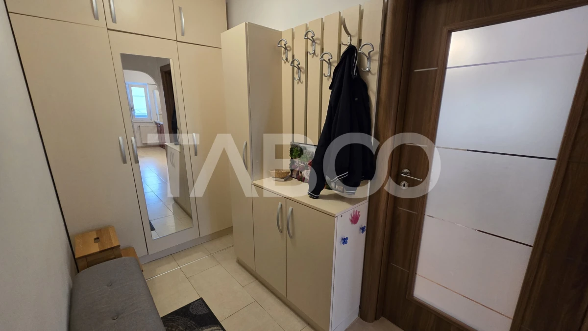 Apartament de vanzare 2 camere decomandate bloc cu lift zona Centrala - 8