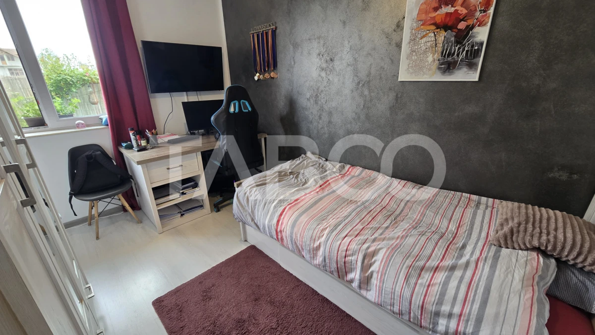 Apartament cu gradina de 85mp si 3 camere de vanzare Calea Surii Mici - 10