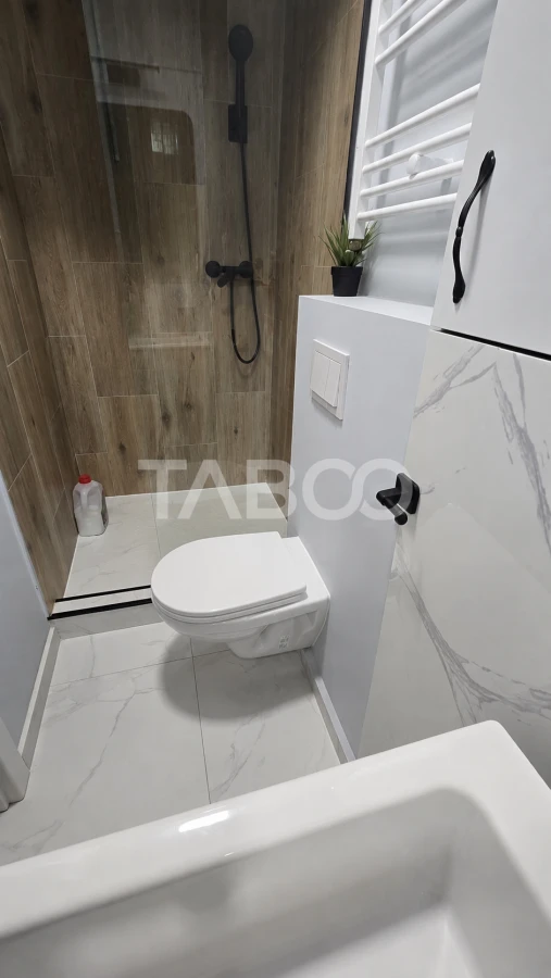 Garsoniera moderna mobilata si utilata de inchiriat in zona Lazaret - 6