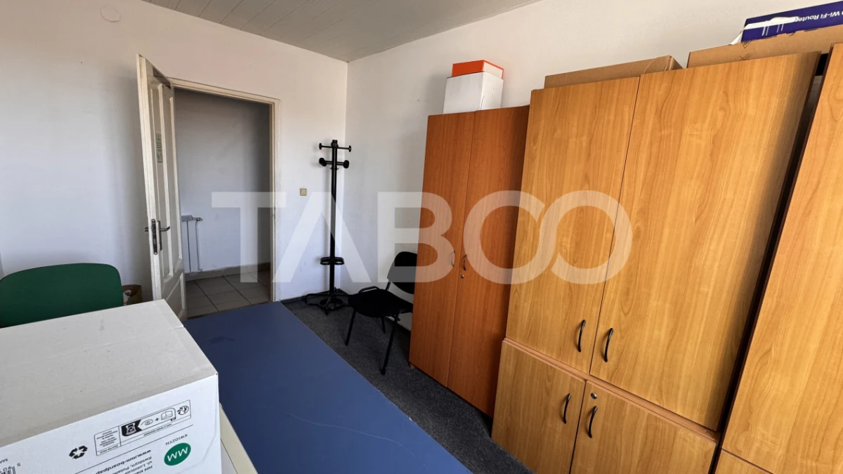 Spatiu birou de inchiriat pretabil firma mica consultanta 12mpu Sibiu - 1