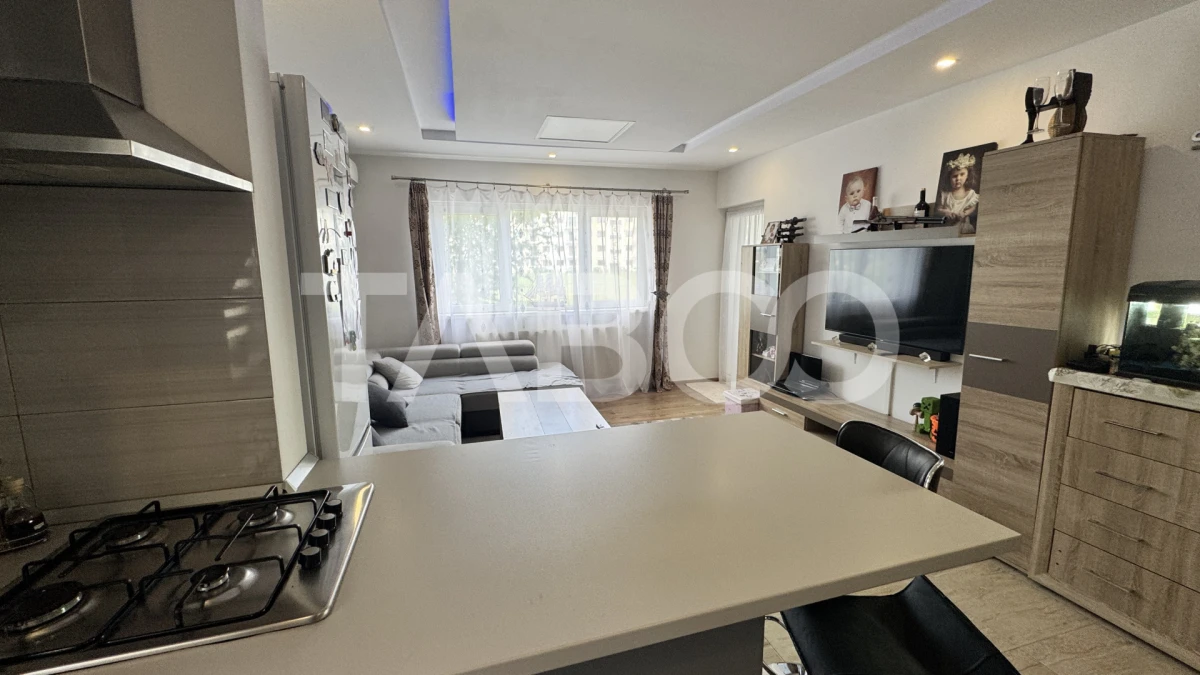 Apartament modern 3 camere 2 balcoane 63mpu Pictor BRANA SELIMBAR - 6