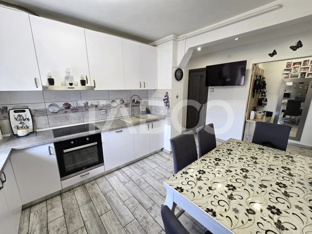 Apartament 3 camere mobilat 2 bai balcon pivnita Mihai Viteazul Sibiu - 9