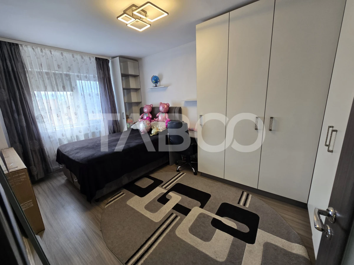 Apartament 3 camere mobilat 2 bai balcon pivnita Mihai Viteazul Sibiu - 4
