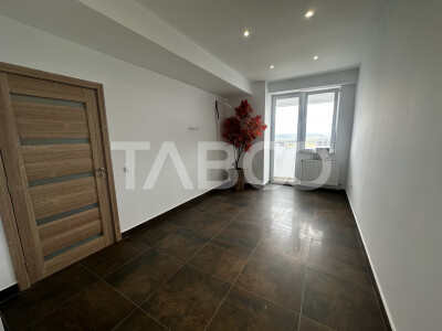 Apartament decomandat 43 mpu 2 camere cu priveliste zona Doamna Stanca