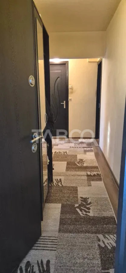 Apartament cu 2 camere de vanzare in Plopilor bloc izolat cu boxa - 5