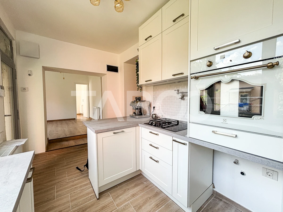 Apartament de vanzare 3 camere complet refacut langa Platinia Manastur - 2