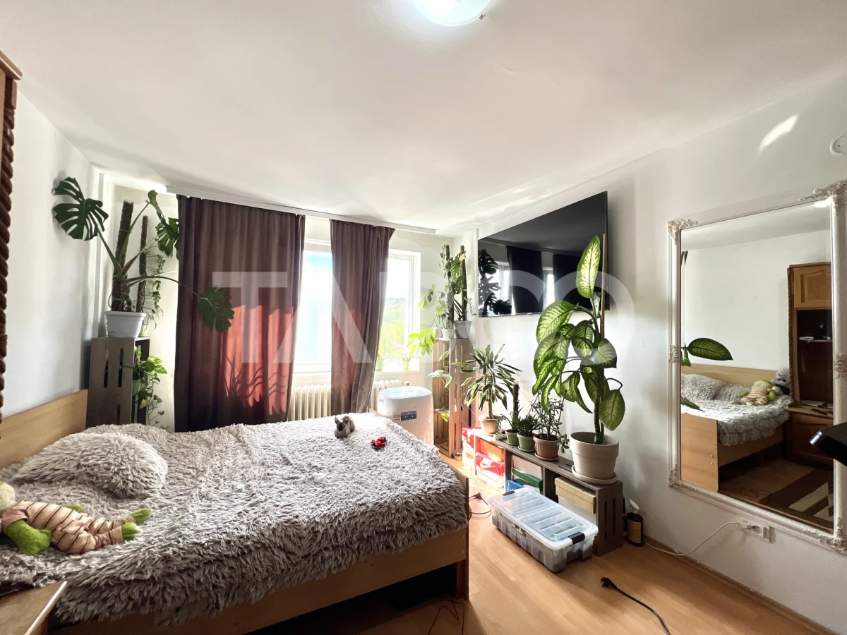 Apartament de vanzare cu 2 camere in Grigorescu bloc izolat cu lift - 1