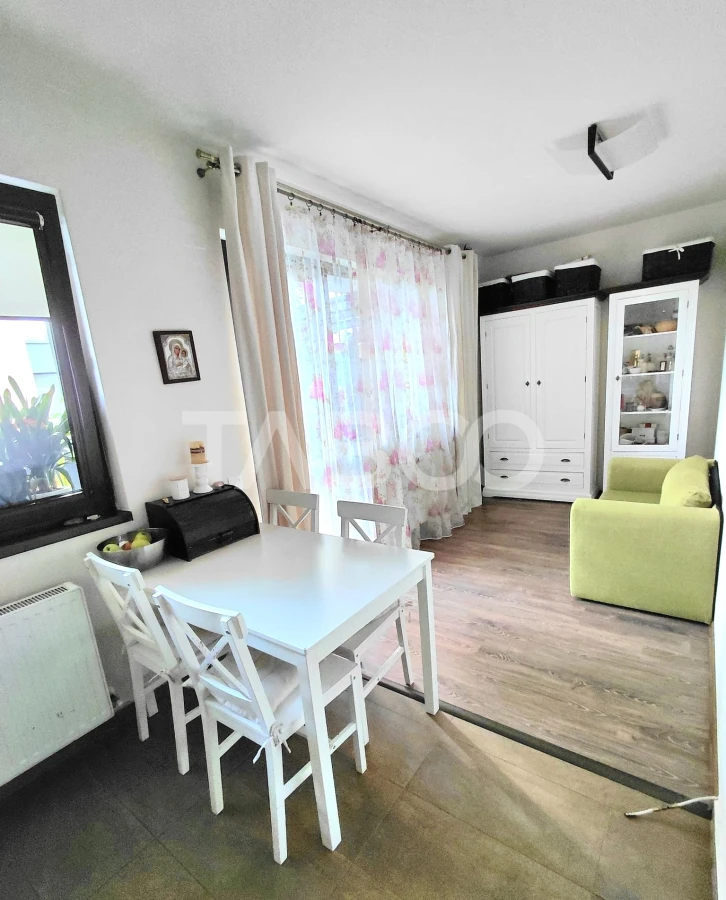 Apartament cu 2 camere decomandat de vanzare in Borhanci cu terasa - 5